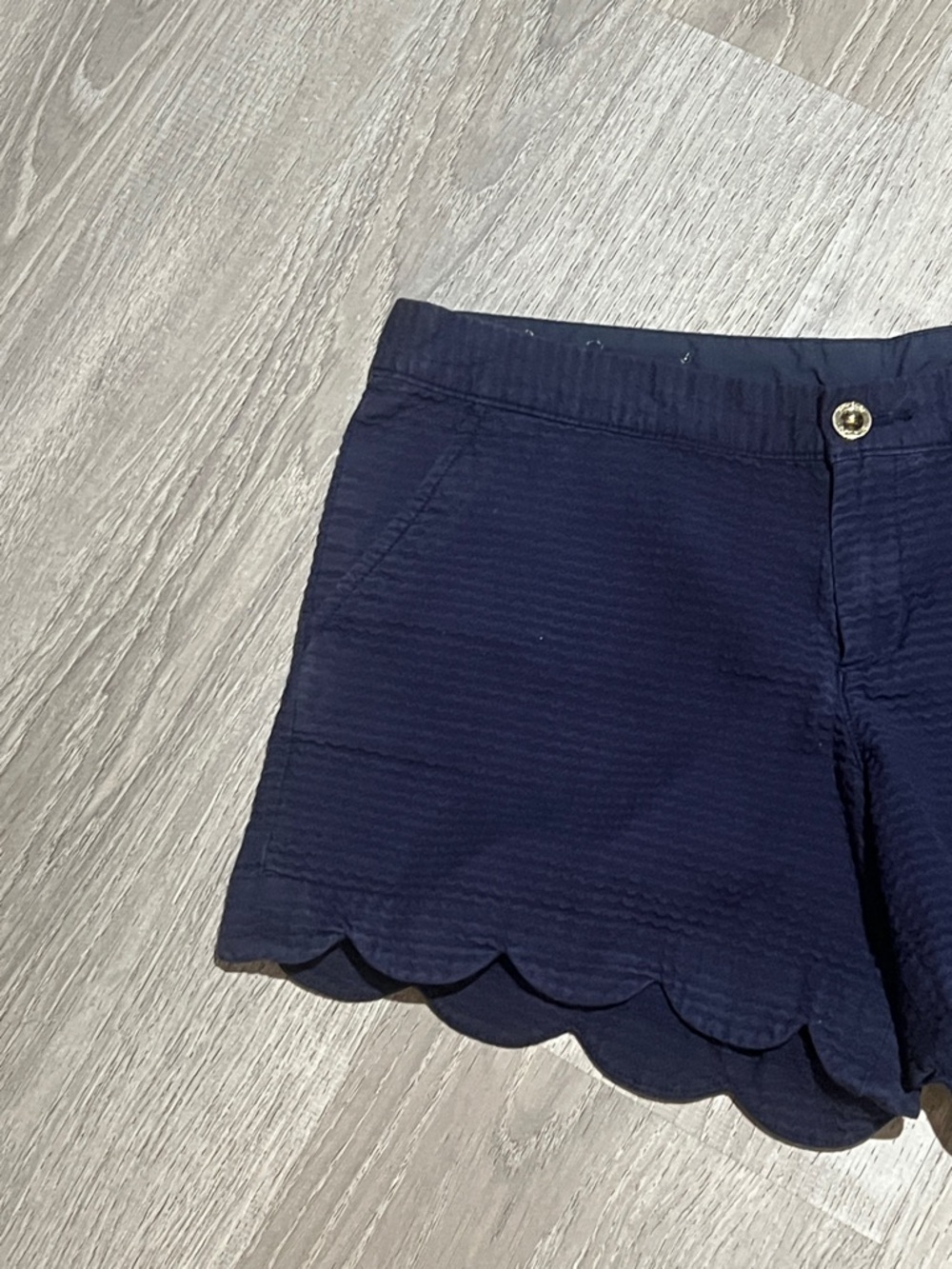 Lilly Pulitzer Buttercup Shorts - Picture 4 of 15